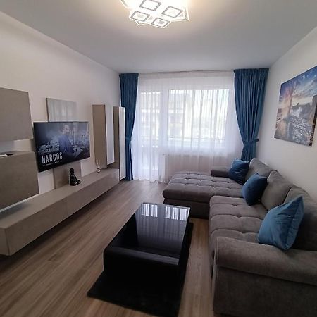 D&N Relax Apartment Brasov Bagian luar foto