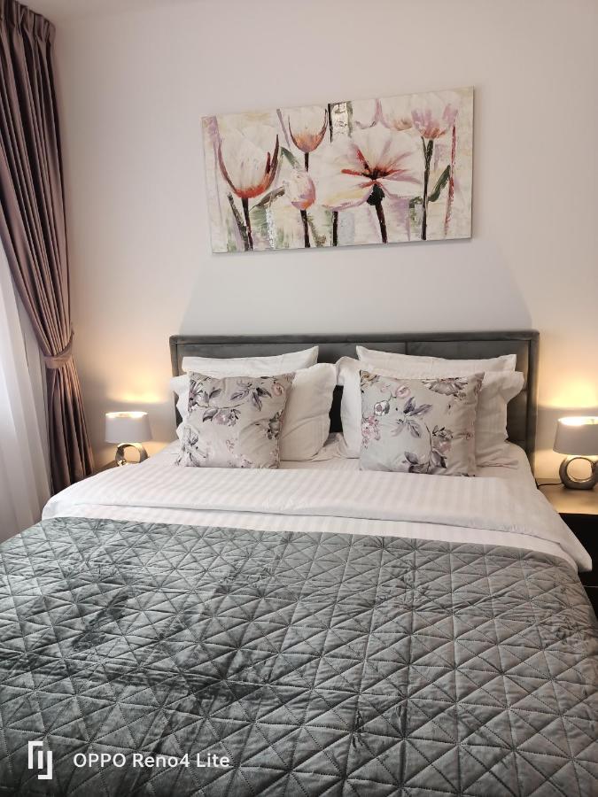 D&N Relax Apartment Brasov Bagian luar foto